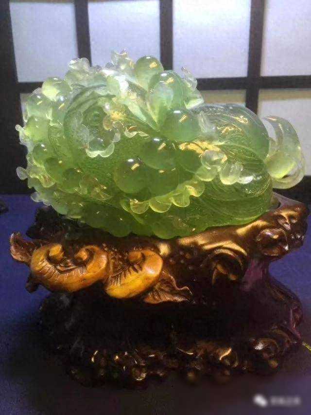 古代盛极千年的四大名玉之“岫玉”，为何颜色精美却沦为中等玉石